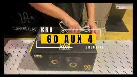 Unboxing KRK GO AUX 4